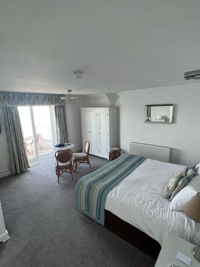 The Hannafore Point Hotel لوي المظهر الخارجي الصورة