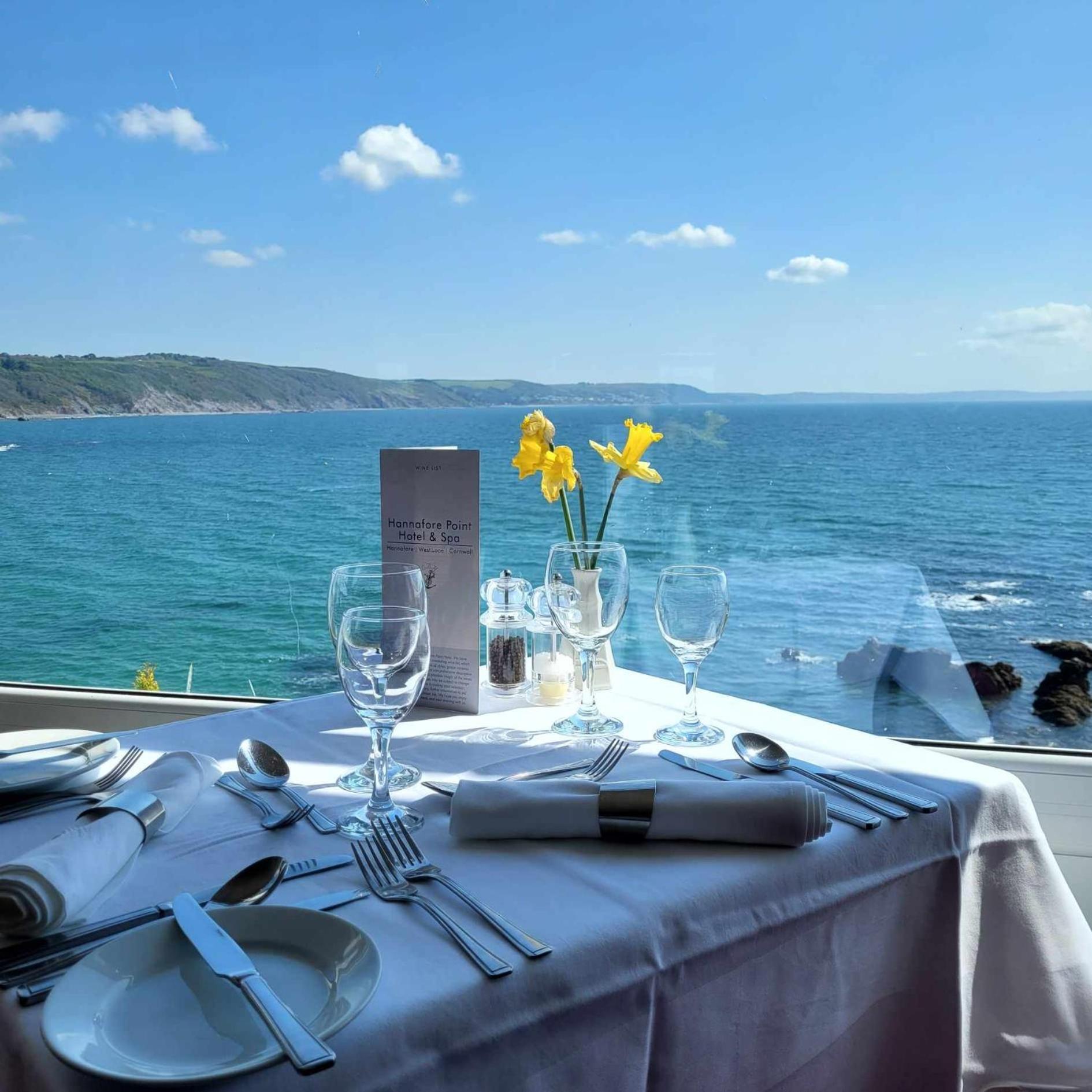 The Hannafore Point Hotel لوي المظهر الخارجي الصورة